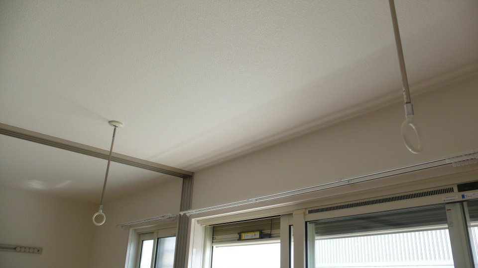 その他設備　室内物干付