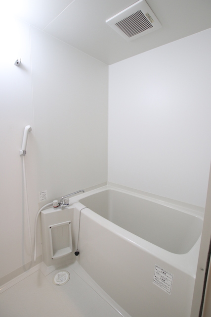 バス・シャワールーム　※別室参照写真