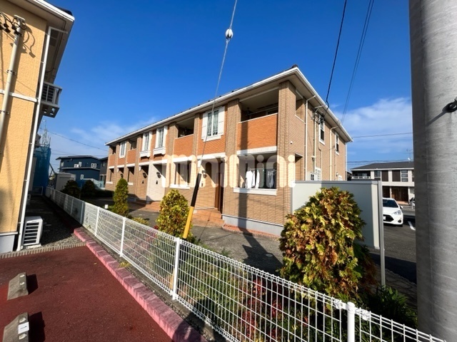 建物外観　おしゃれな物件ですよ