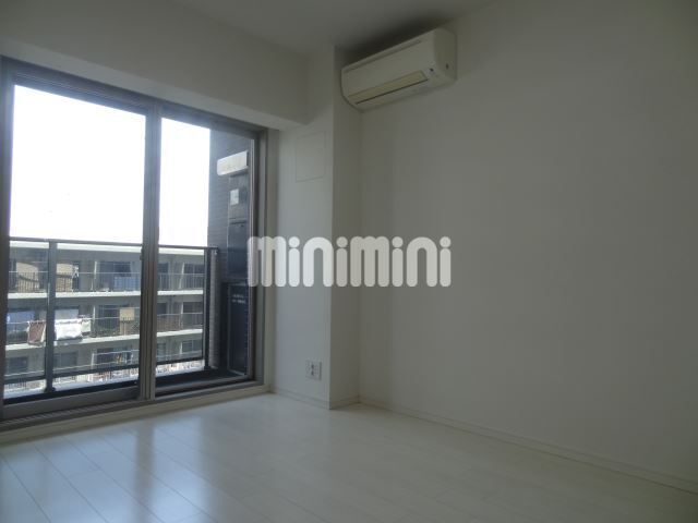 居室・リビング　別号室の参考写真