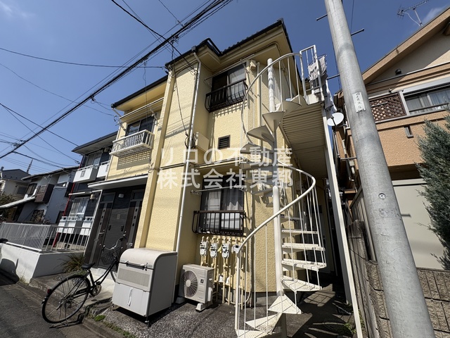 建物外観　閑静な住宅地でゆったりライフスタイルを満喫してください♪