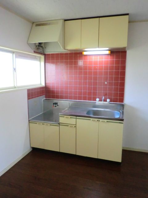 キッチン　キッチンも充分な大きさですね