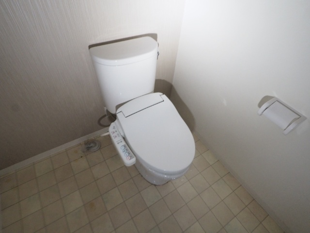 トイレ　ウォシュレット付