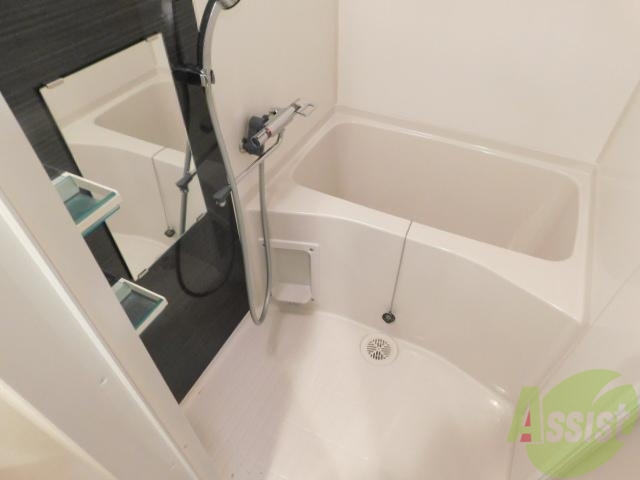 バス・シャワールーム　１日の疲れを落として下さい。