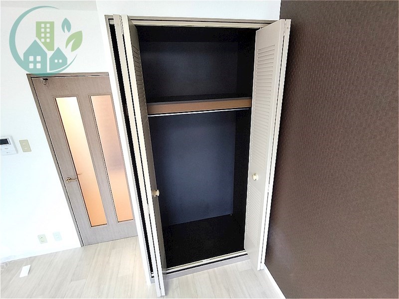 収納　シャトラン弓木参番館（ネット無料）