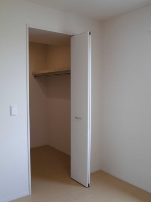 収納　図面と現状に相違がある場合には現状を優先