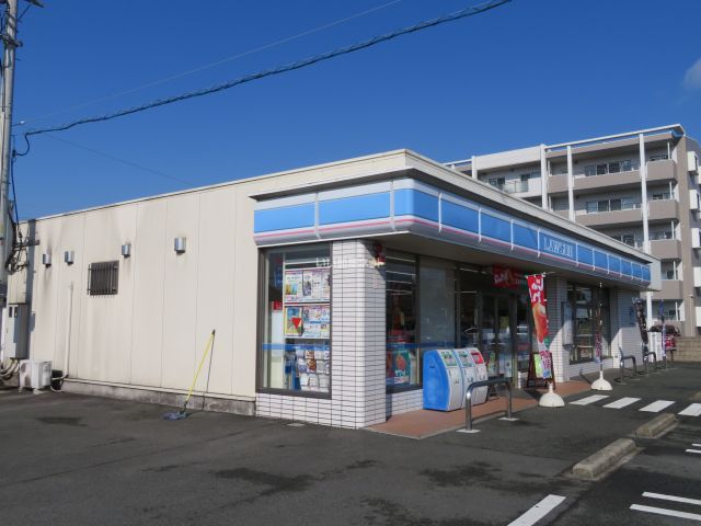 コンビニ　ローソン　八代千丁町店（コンビニ）まで389m
