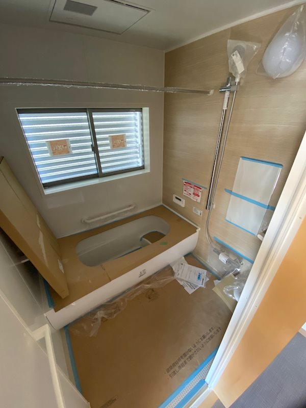 バス・シャワールーム　※本物件は完成済みです。（写真は施工中のものになります）
