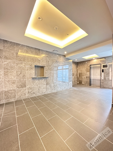 エントランス　明るいエントランス♪