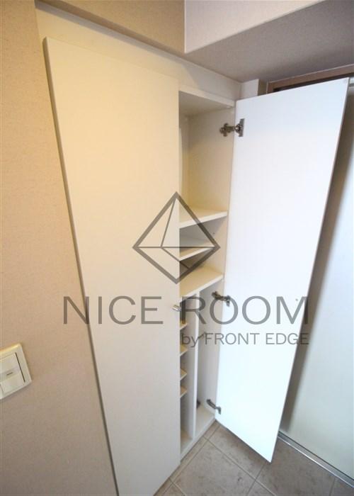 玄関　クリスタルブライト天満橋リバーサイド　シューズボックス