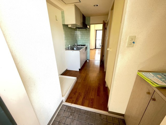 玄関　同物件同号室※イメージ