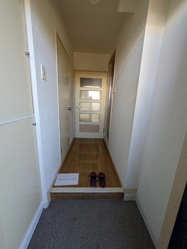 玄関　現況優先