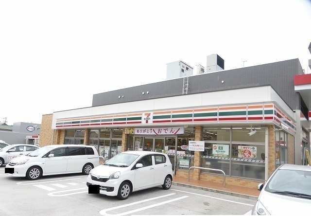 コンビニ　セブンイレブン上福岡町店様（コンビニ）まで600m