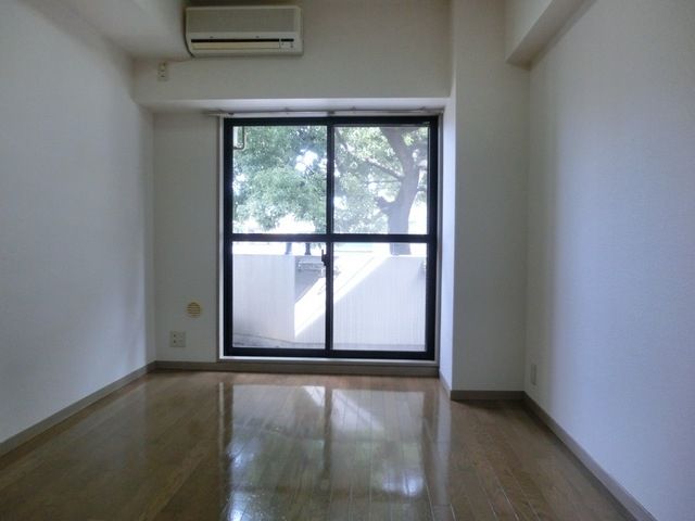 居室・リビング　人気のフローリングのお部屋