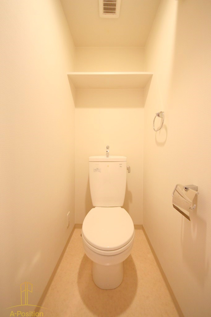 トイレ　プレサンス本町プライム