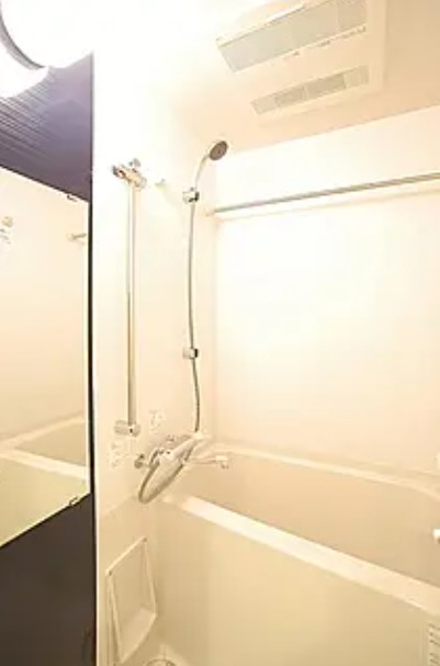 バス・シャワールーム　風呂