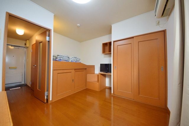 居室・リビング　開放的な室内です♪