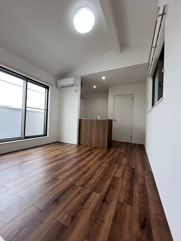 居室・リビング　同仕様