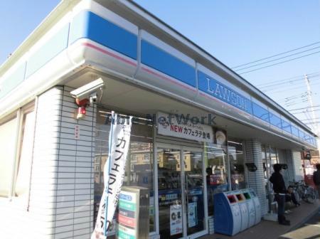 コンビニ　ローソン熊谷カジュアルタウン店（コンビニ）まで597m