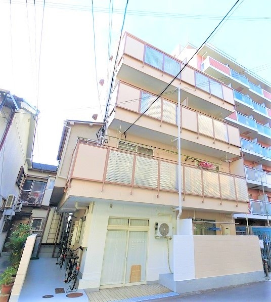 建物外観　１階角部屋１Ｋ