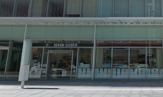 コンビニ　セブンイレブン コンカード横浜店（コンビニ）まで236m