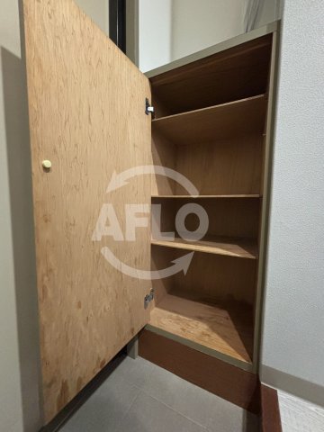 収納　兎我野町聚楽マンション　収納