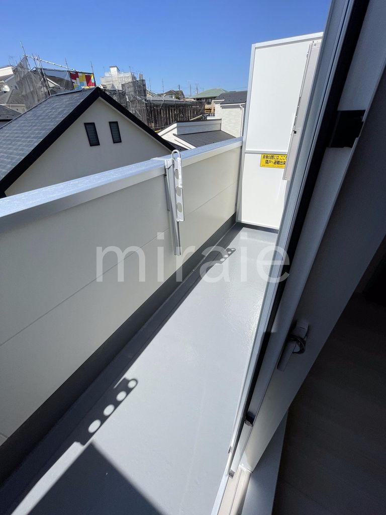 バルコニー　外観