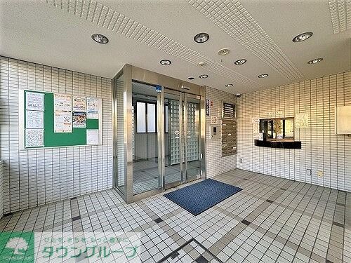 エントランス　ロビー　オートロック