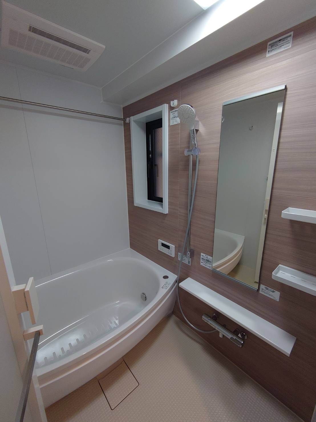 バス・シャワールーム