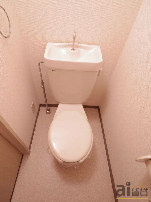 トイレ　※同仕様写真です