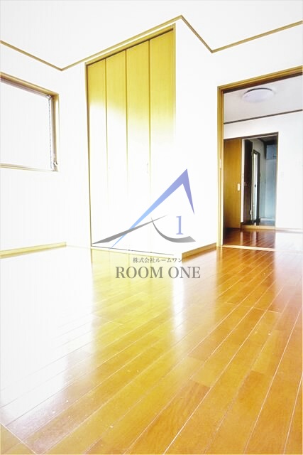 居室・リビング　洋室のお部屋です。