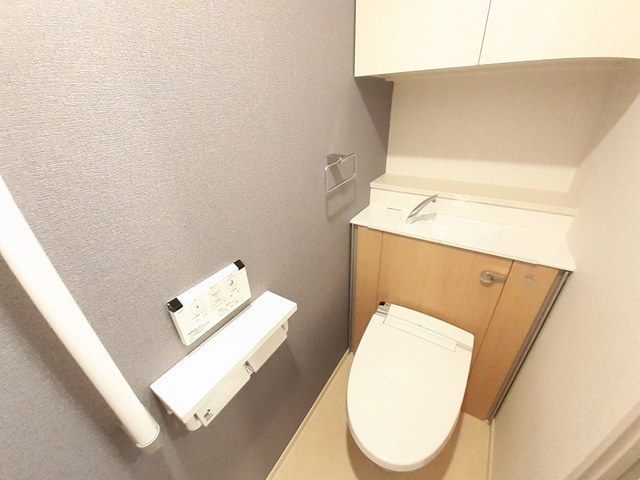 トイレ　トイレ