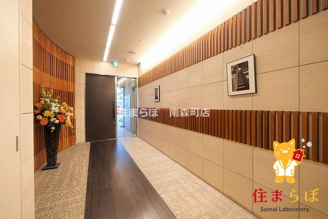 エントランス　共用部の印象も大切に