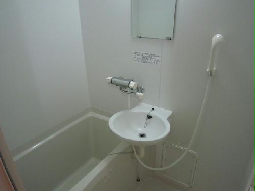 バス・シャワールーム　浴室乾燥機付き