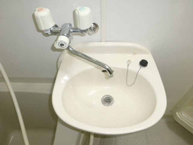 洗面設備　★バスルームの洗面器です★