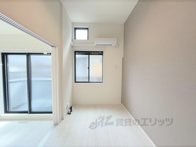 居室・リビング　洋室