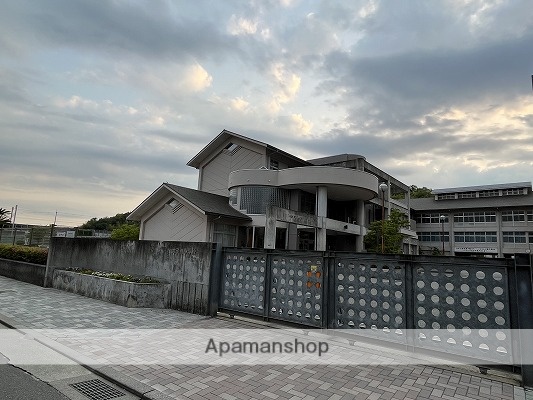 中学校　太子西中学校（中学校）まで2483m