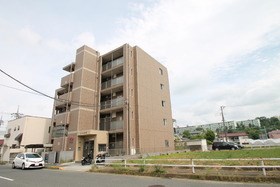 建物外観　オートロック完備のマンションです。