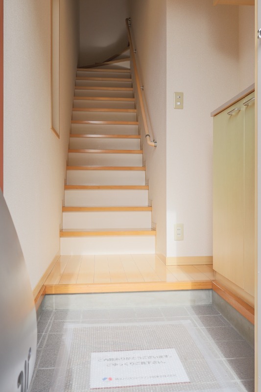 玄関　図面と現状に相違がある場合には現状を優先