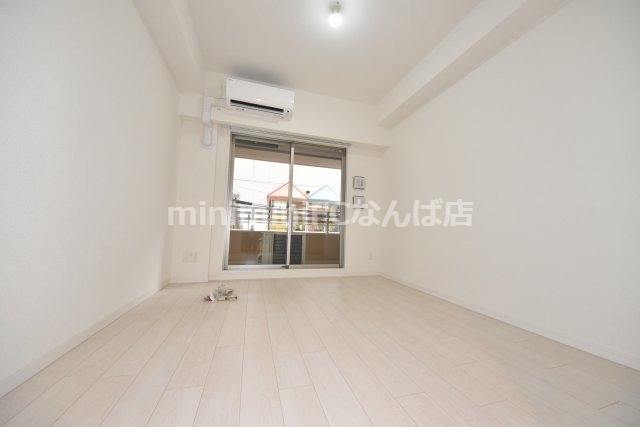 居室・リビング　階数により色が違います