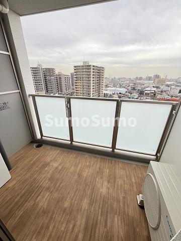 バルコニー　陽当たり良好なバルコニーです