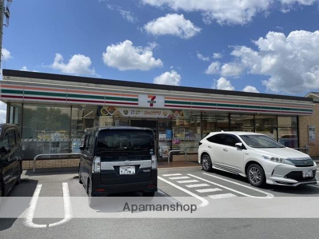 コンビニ　セブン－イレブン御殿場富士見原店（コンビニ）まで607m