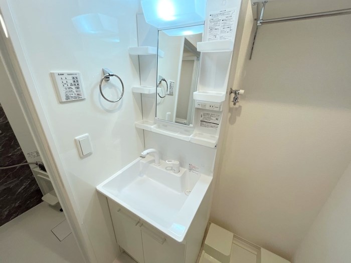 洗面設備　独立洗面化粧台