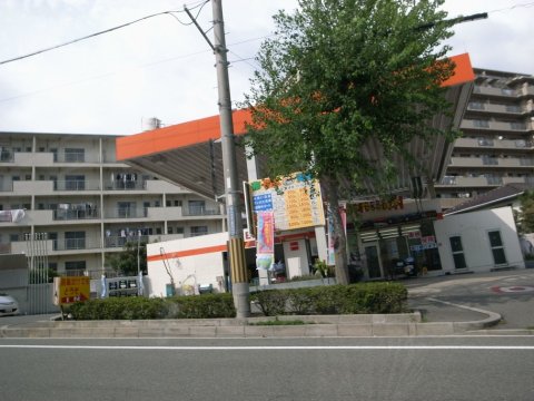 その他　横田石油(株) ジェームス山給油所（その他）まで664m