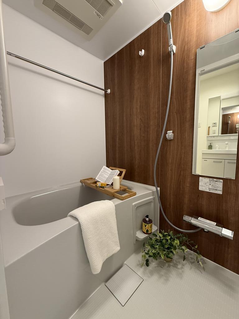 バス・シャワールーム　室内モデルルーム仕様です。家具・小物等は付属しません。