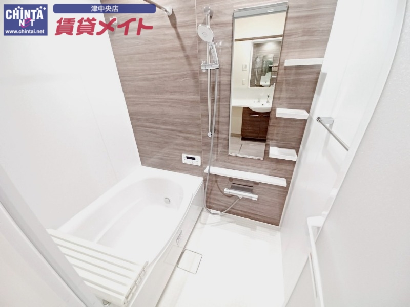 バス・シャワールーム　同物件別室画像