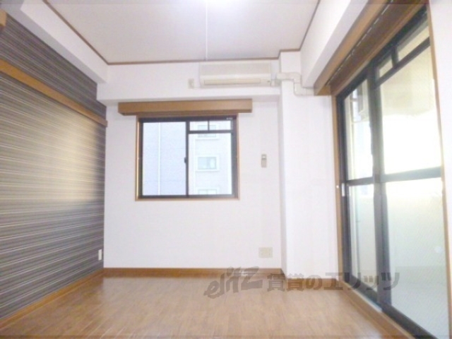 居室・リビング　洋室