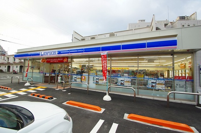 コンビニ　ローソン摂津南千里丘店（コンビニ）まで340m