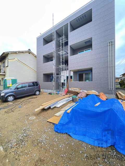 その他共有部分　外観（建設中）