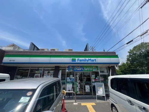 コンビニ　ファミリーマート 灘大内店（コンビニ）まで393m